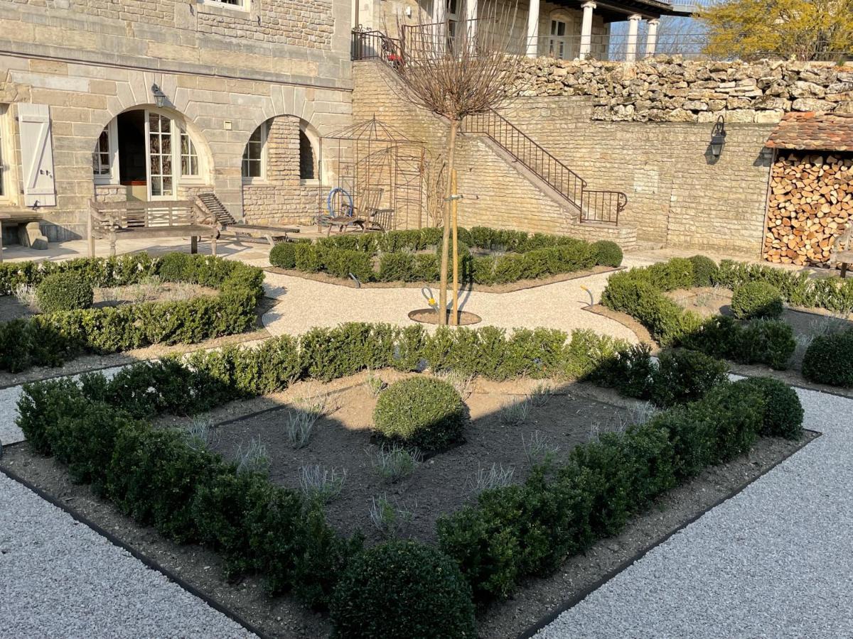 לינה וארוחת בוקר Neufchâteau L'Orangerie מראה חיצוני תמונה